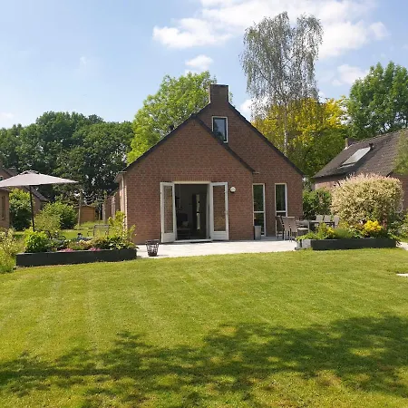 Holiday home Ons Bosgevoel Ewijk